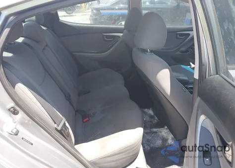 2015 Hyundai Elantra Se z USA, uszkodzony, nr VIN 5NPDH4AE3FH647113